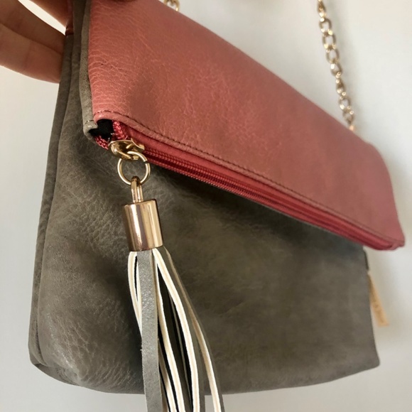 JEANE & JAX Luxury Vegan Leather Crossbody or Clutch - Picture 4 of 15